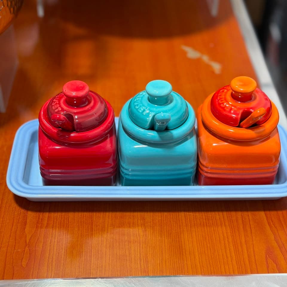 Le creuset condiment set — Kitchen Professional