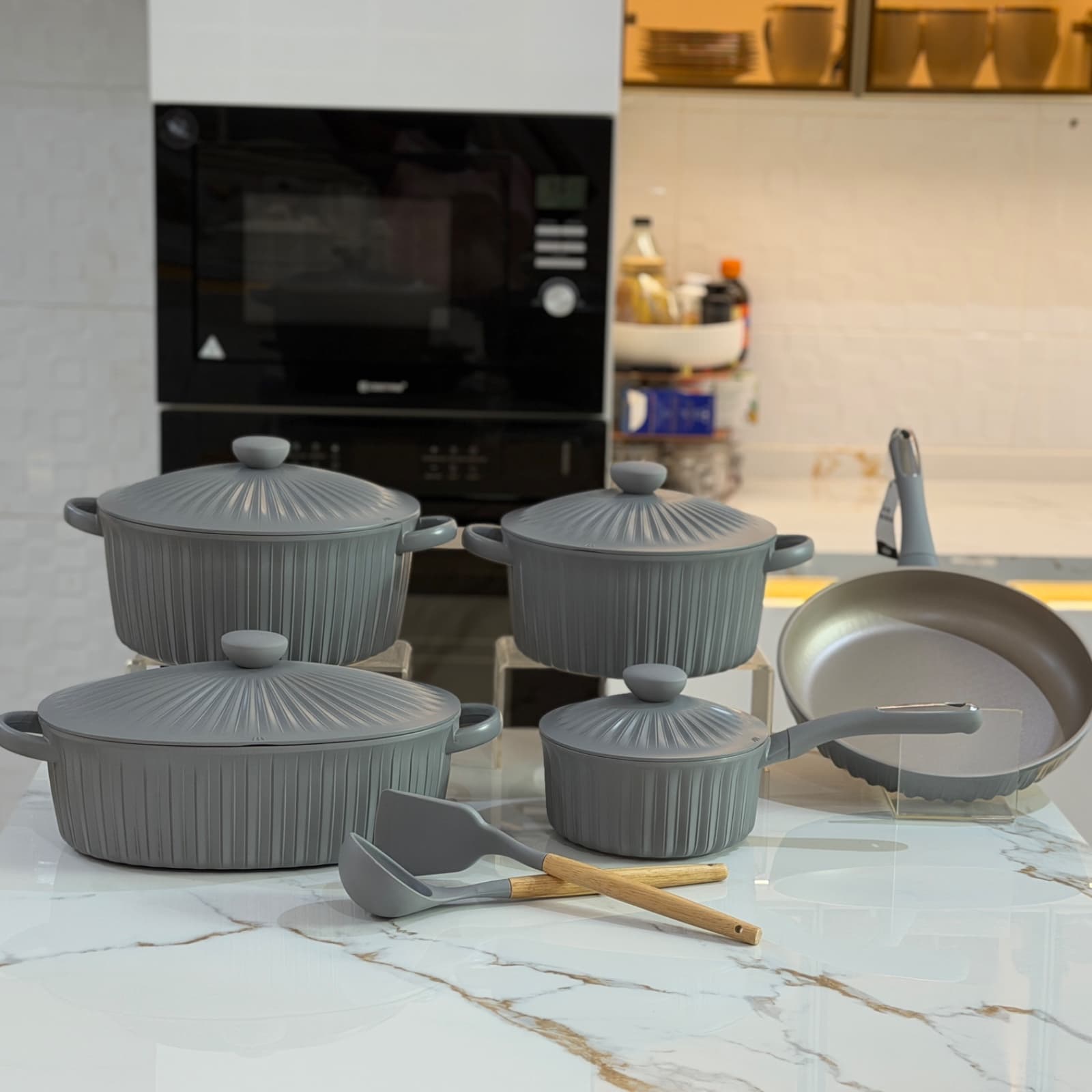 Cookware — image 1